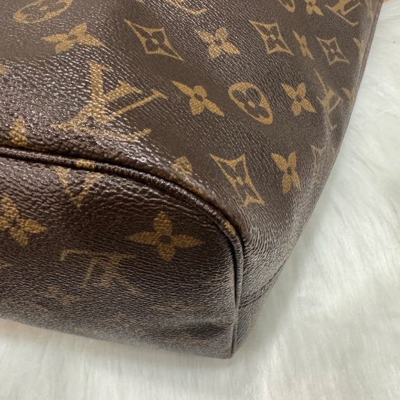 Louis Vuitton Neverfull MM - Picture 16 of 16